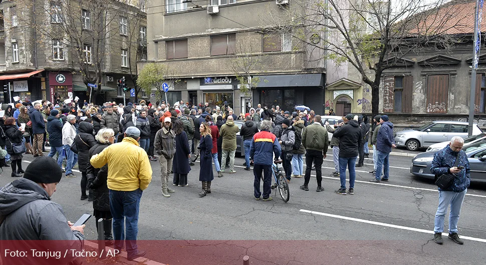 protesti ns tragedija.webp